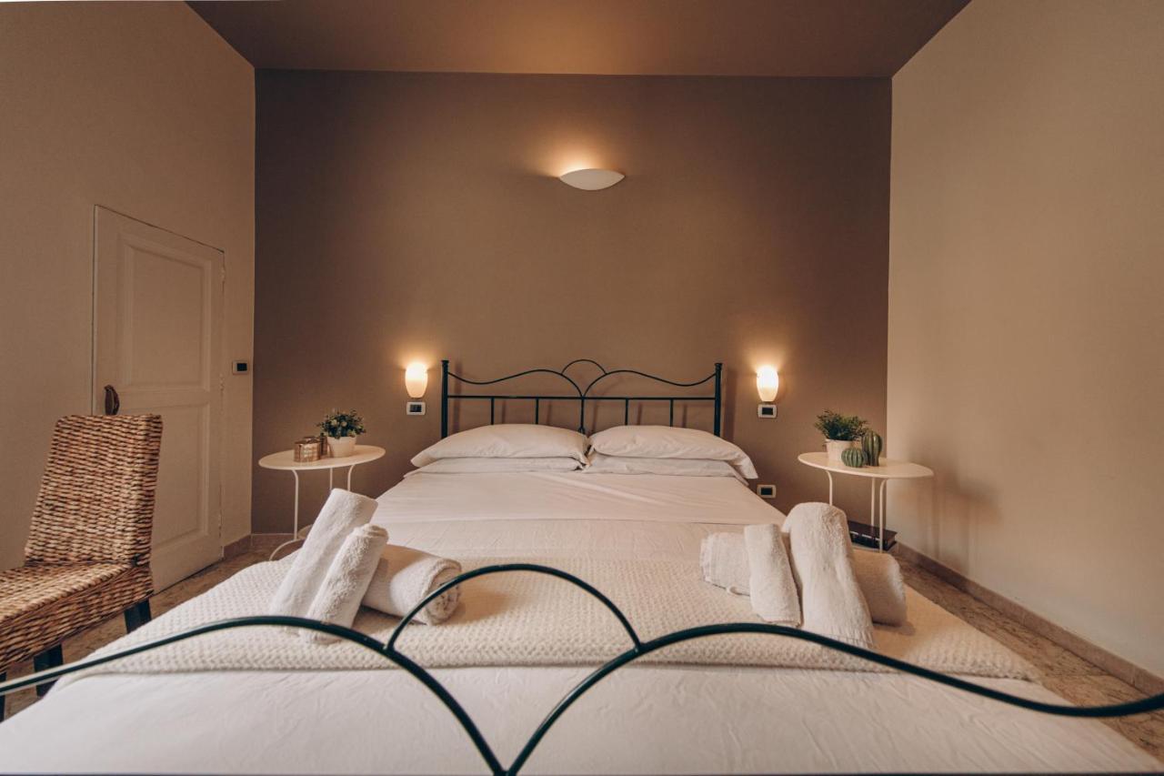 Bed And Breakfast Nonna Maria Taranto Exterior foto